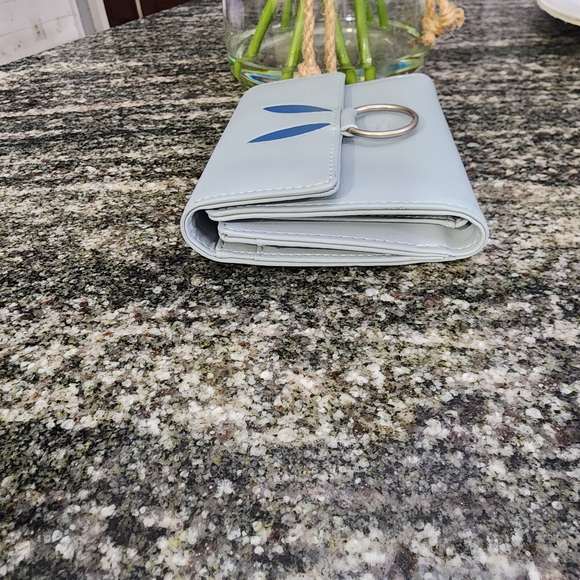 Modern Rabbit Light Blue Tri-fold Wallet - Picture 3 of 6